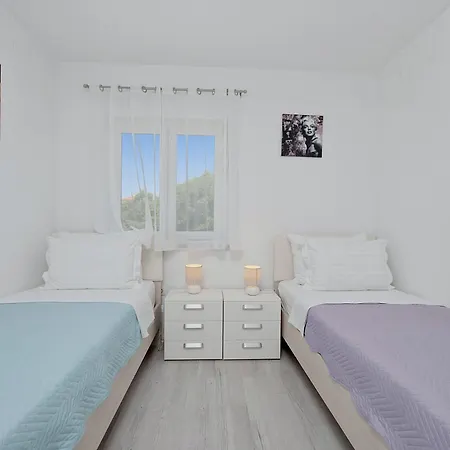 Villa House 