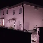 빌라 House 