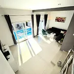 빌라 House 
