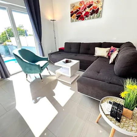 Villa House 